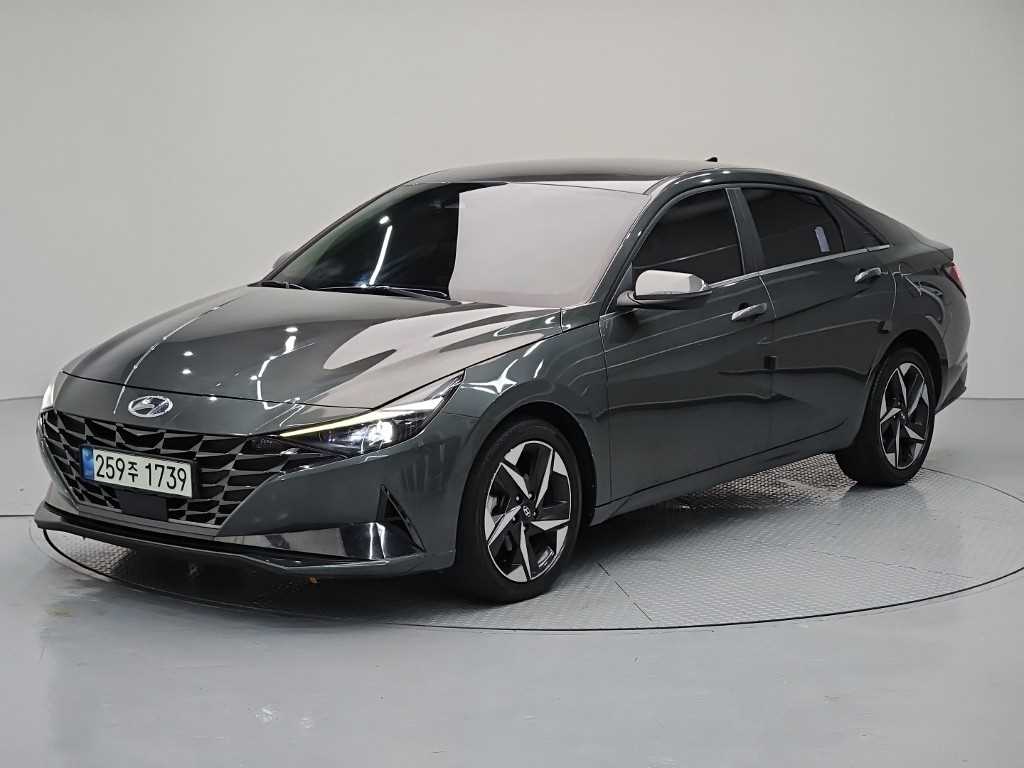 HYUNDAI Avante