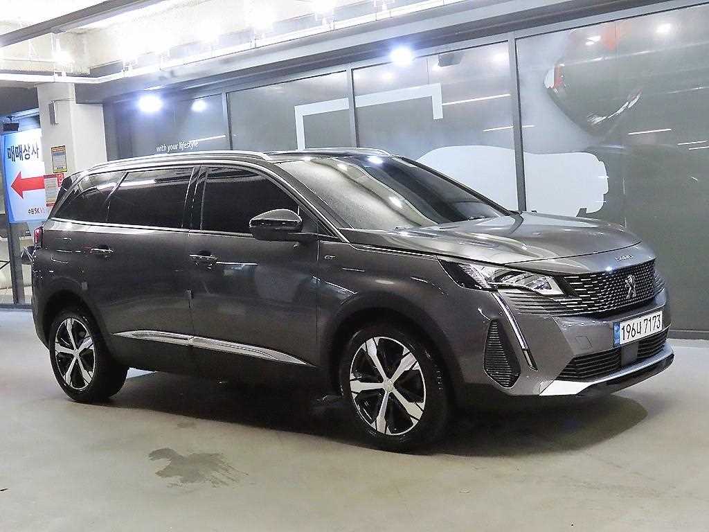Peugeot 5008