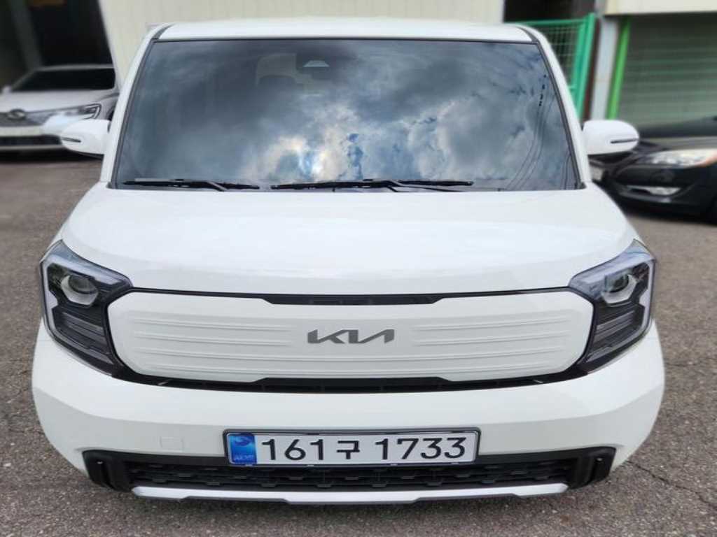 KIA Ray 2025 — Zona Franca Iquique