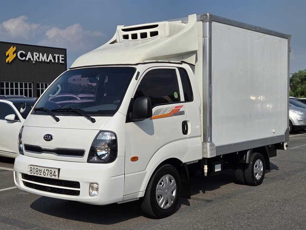 Small Truck Freezer Box(High Deck) 2018 — Zona Franca Iquique