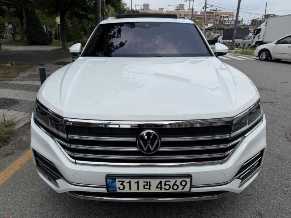 Volkswagen Touareg