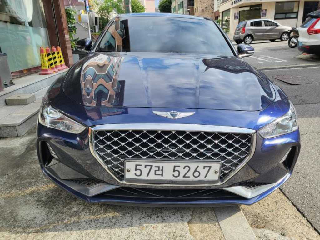 Genesis G70