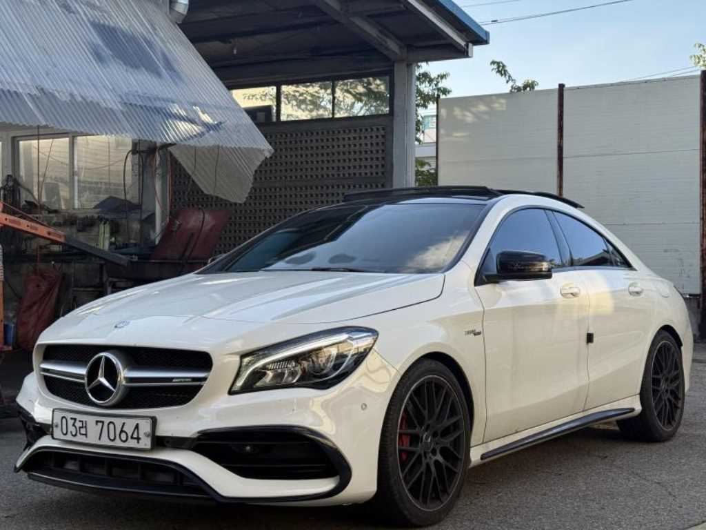 Mercedes Benz CLA Class