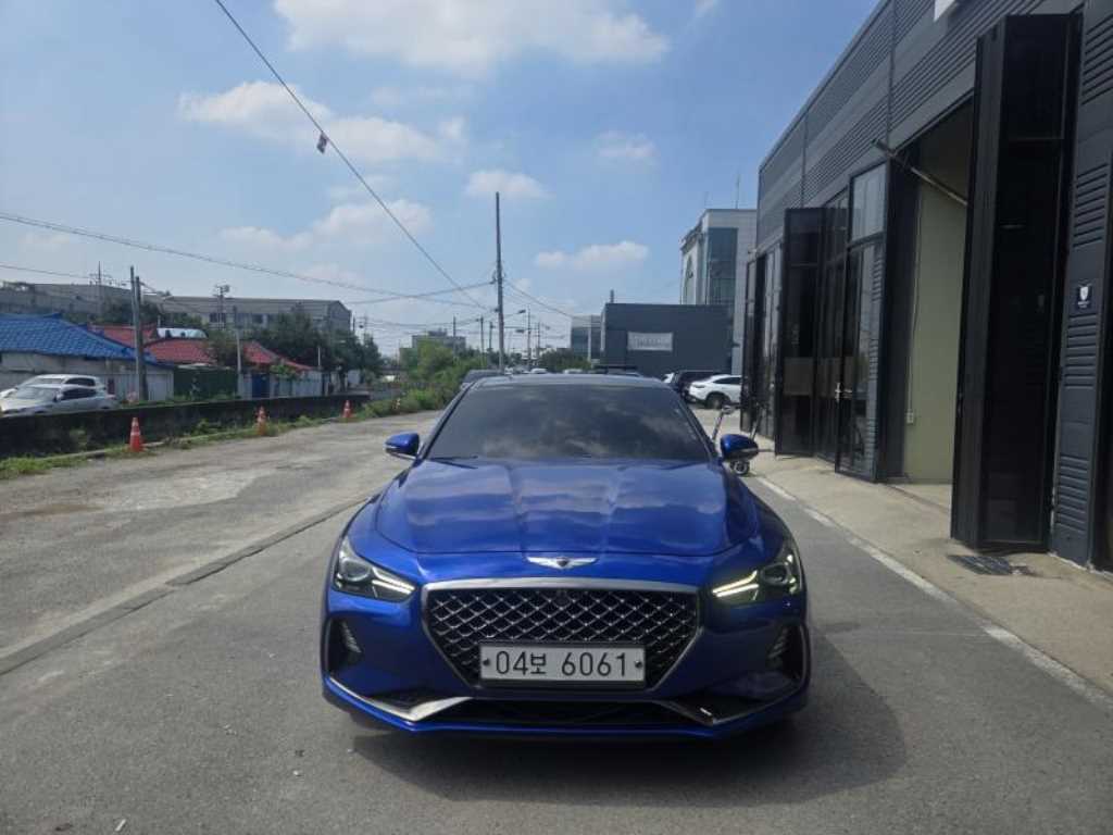 Genesis G70