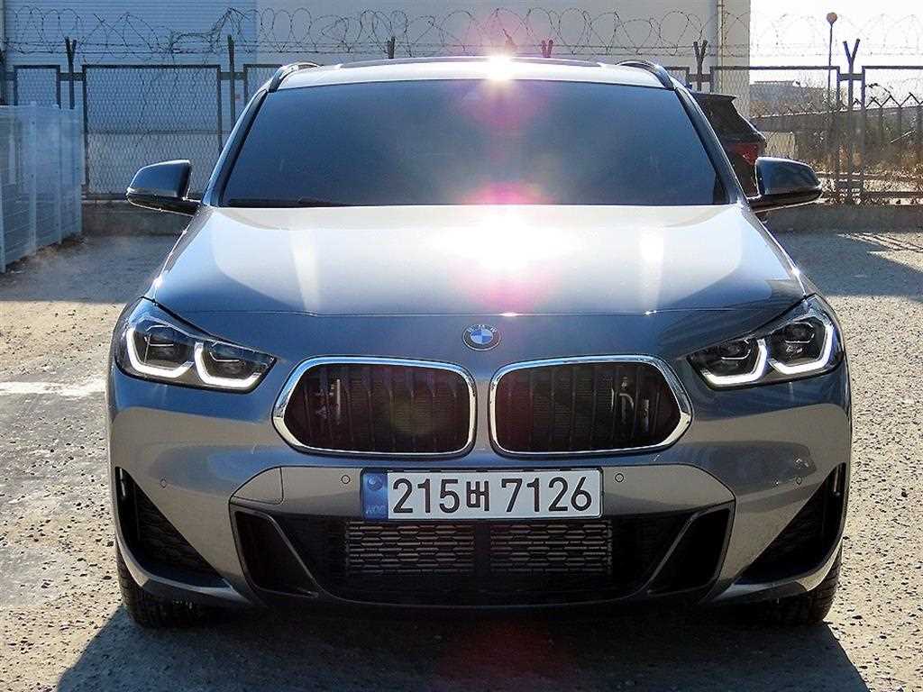BMW X2