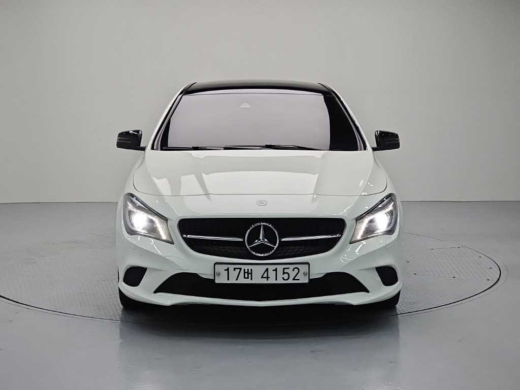Mercedes Benz CLA Class