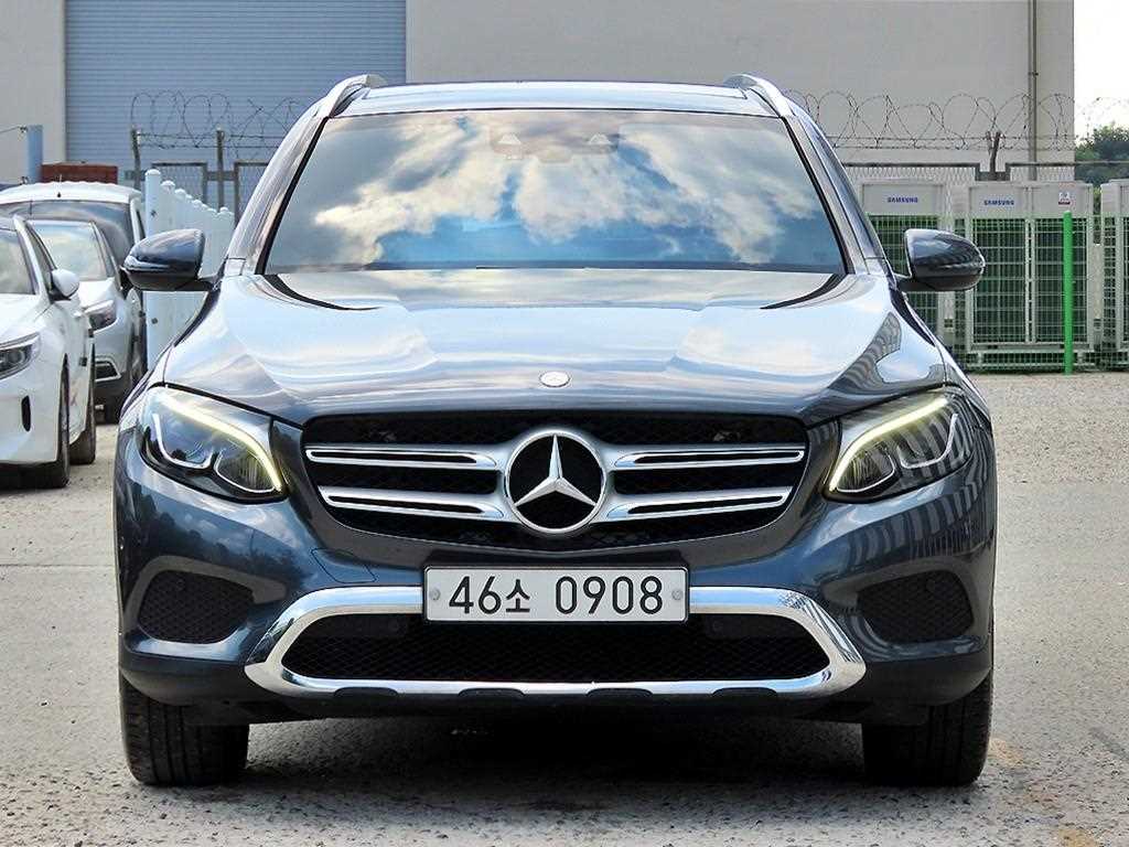 Mercedes Benz GLC Class