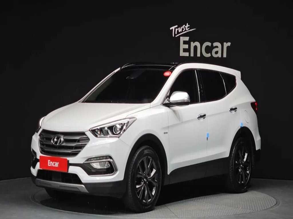 HYUNDAI Santa Fe 2016