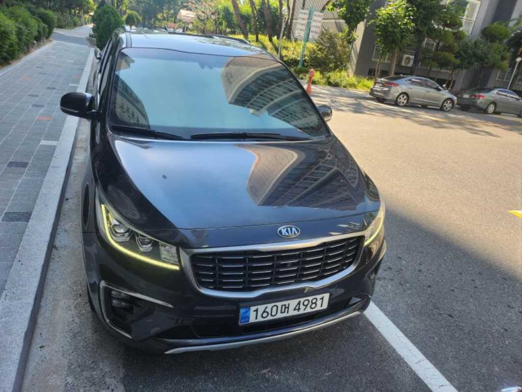 KIA Carnival 2018 — Zona Franca Iquique