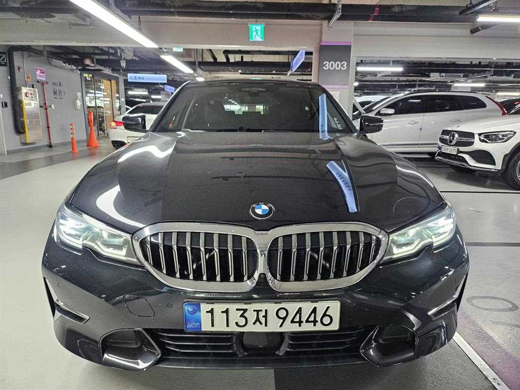 BMW 3 series 2021 — Zona Franca Iquique
