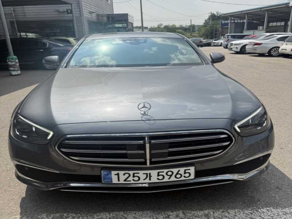 Mercedes Benz E class 2020 — Zona Franca Iquique