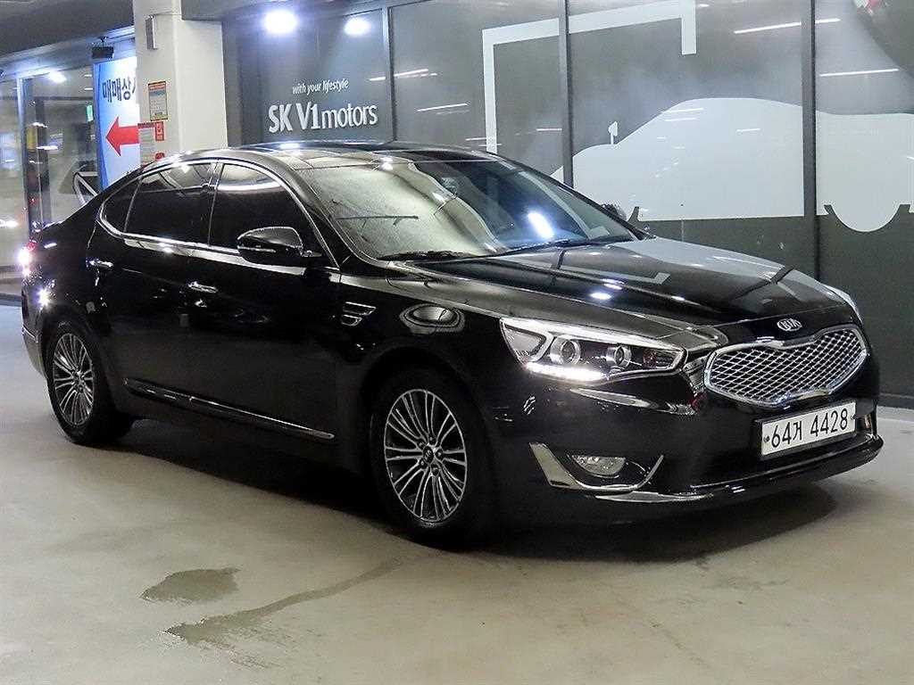 KIA K7