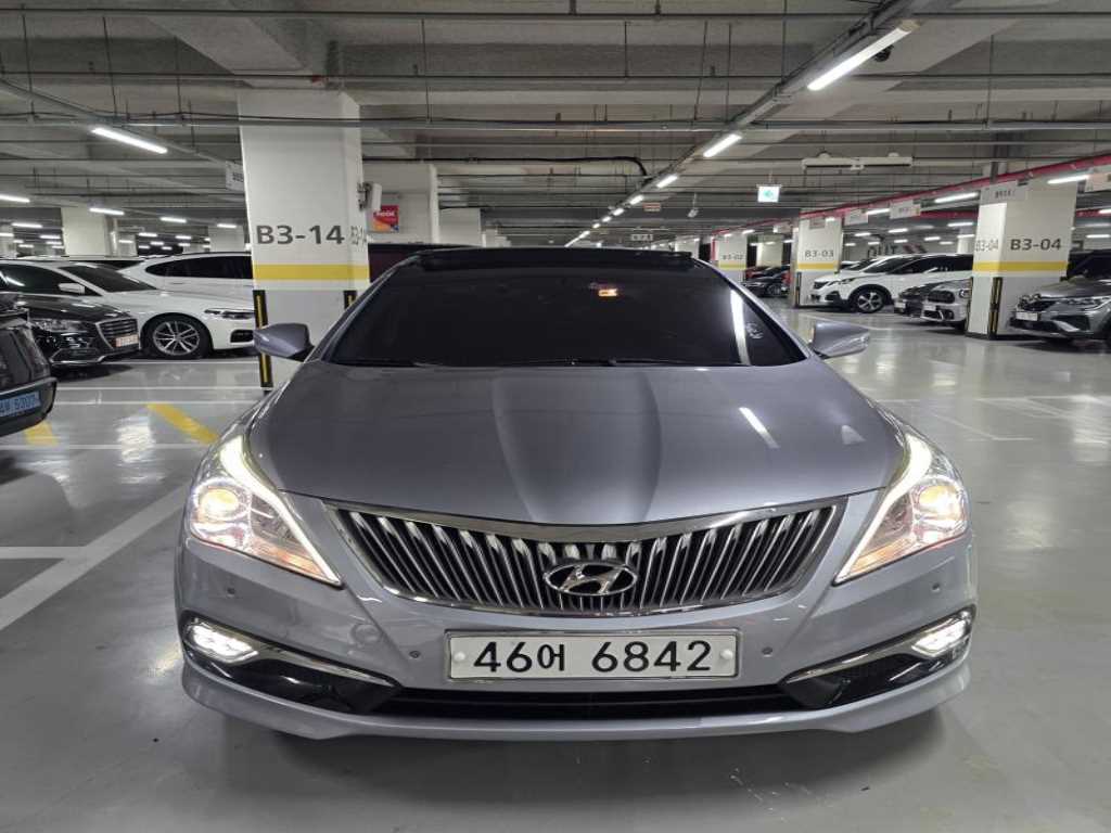 HYUNDAI Grandeur