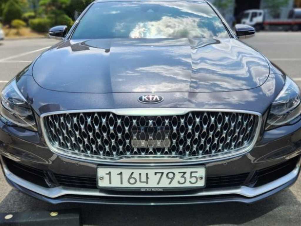 KIA K9