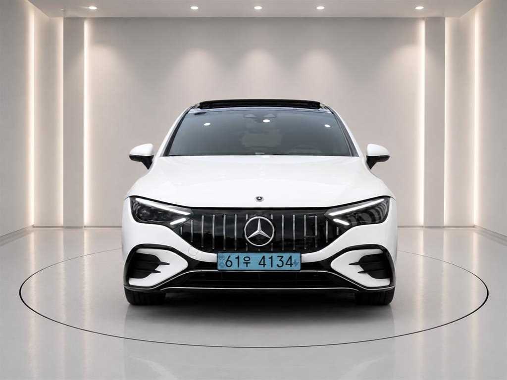 Mercedes Benz EQE