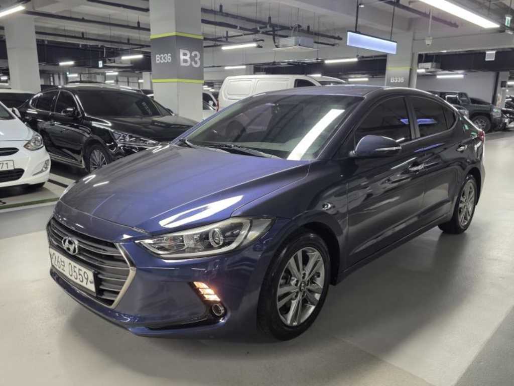 HYUNDAI Avante