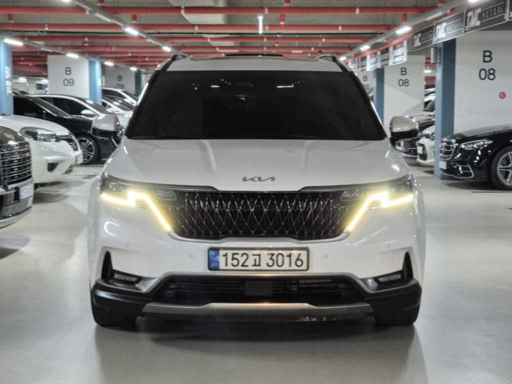 KIA Carnival 2022 — Zona Franca Iquique