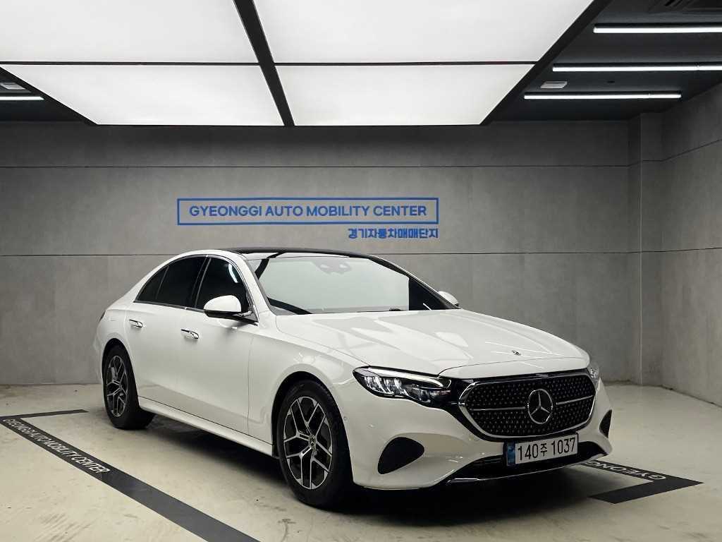Mercedes Benz E class 2025 — Zona Franca Iquique