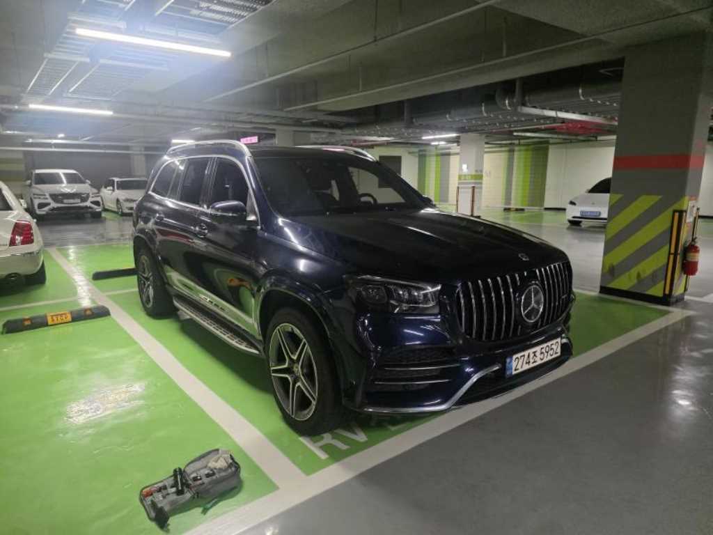 Mercedes Benz GLS Class