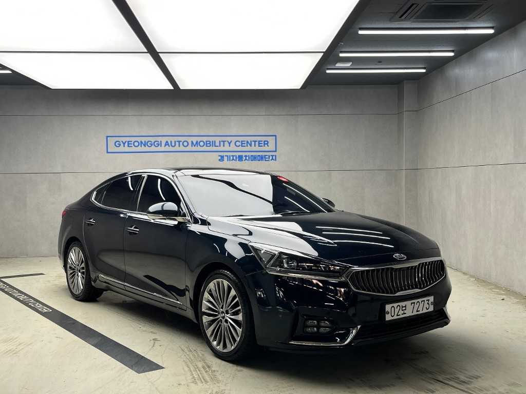 KIA K7