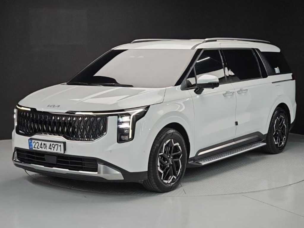 KIA Carnival 2025
