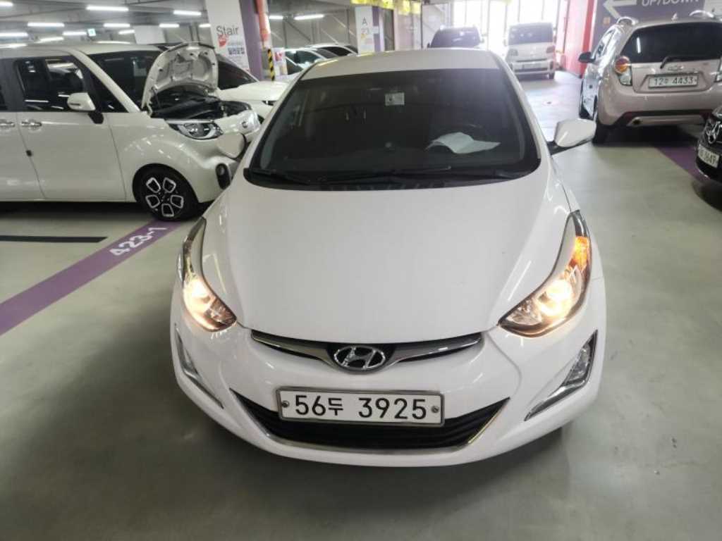 HYUNDAI Avante