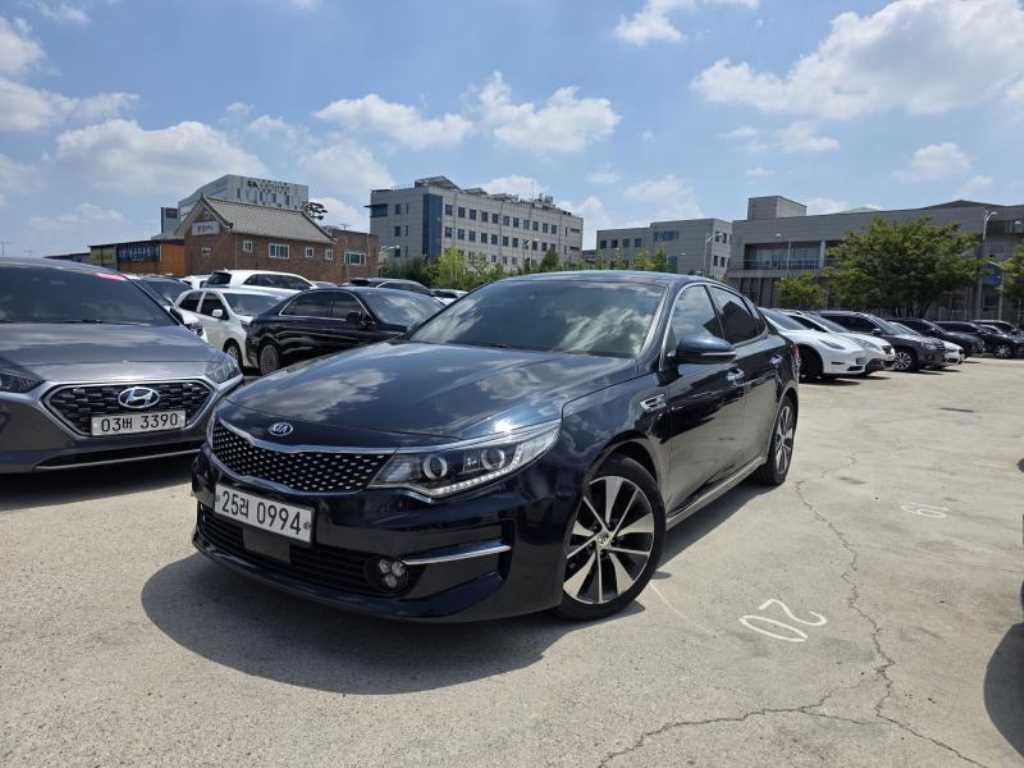 KIA K5