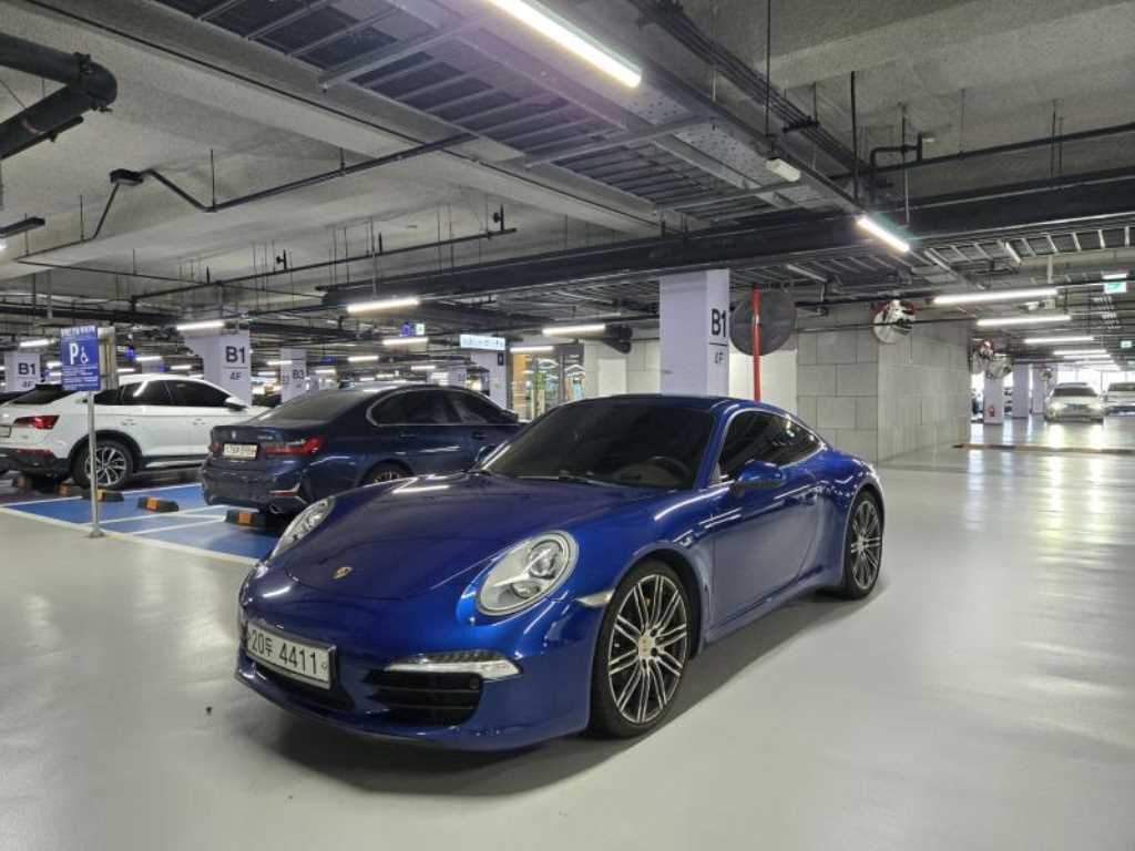Porsche 911