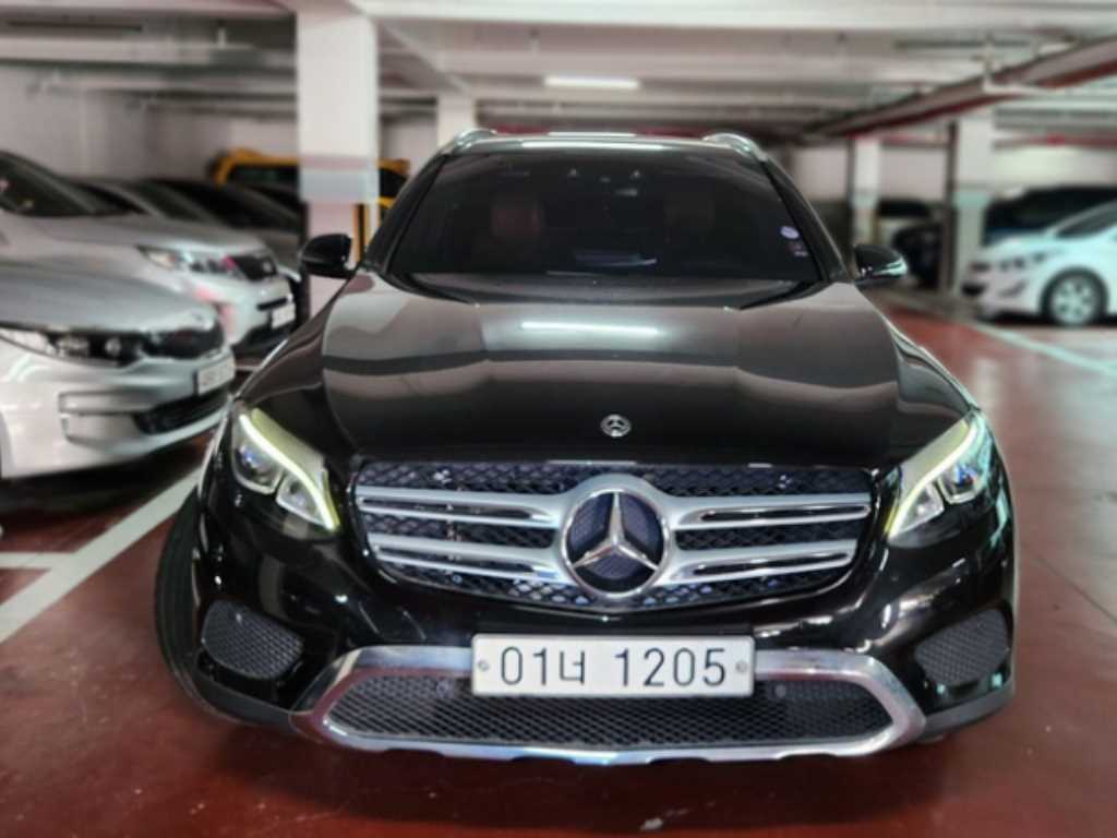 Mercedes Benz GLC Class