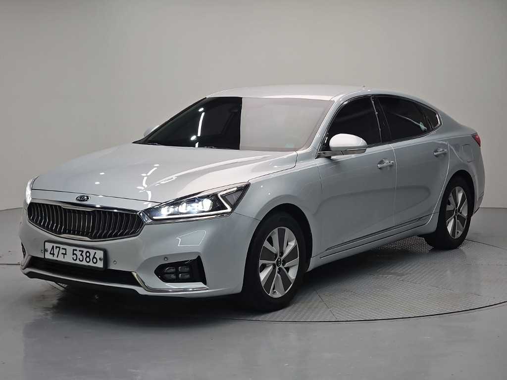 KIA K7 2017 — Zona Franca Iquique