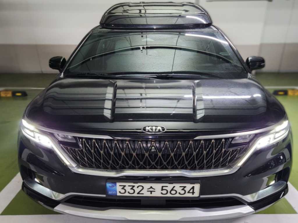 KIA Carnival 2021 — Zona Franca Iquique