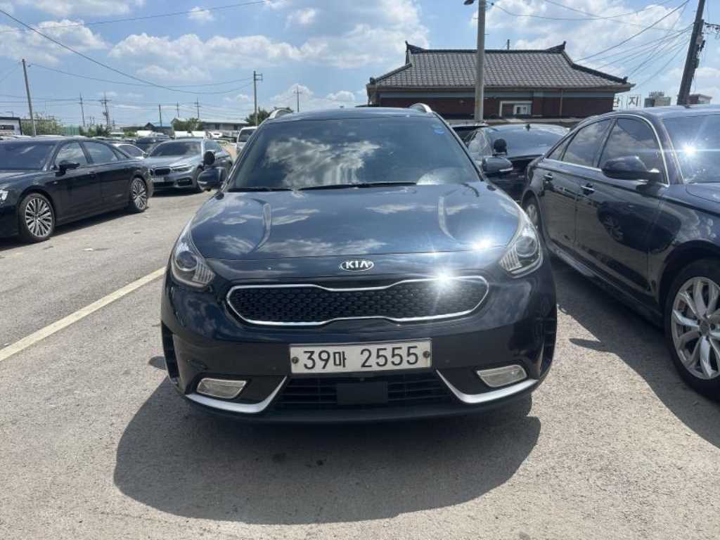 KIA Niro 2017 — Zona Franca Iquique
