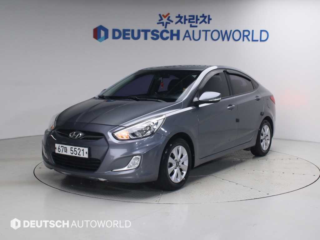 HYUNDAI Accent
