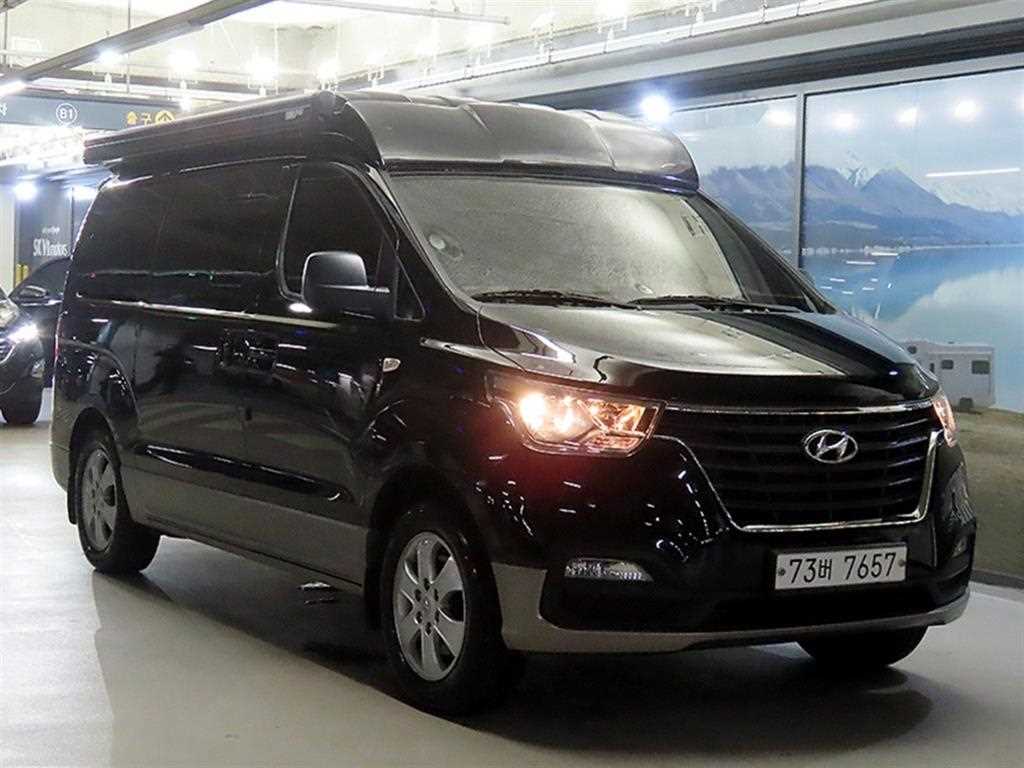 HYUNDAI Starex 2020 — Zona Franca Iquique