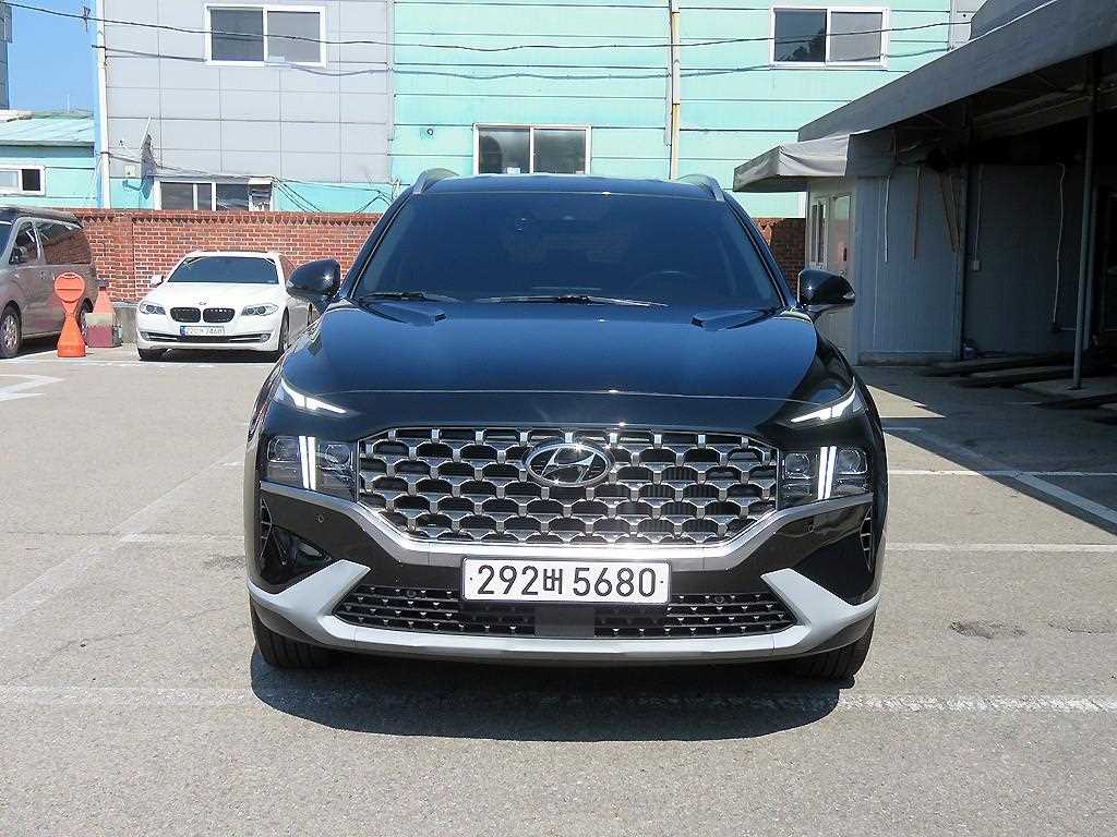 HYUNDAI Santa Fe 2023 — Zona Franca Iquique