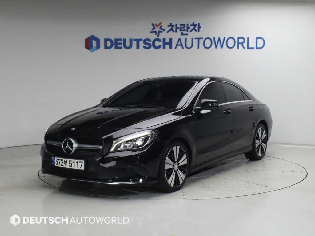 Mercedes Benz CLA Class