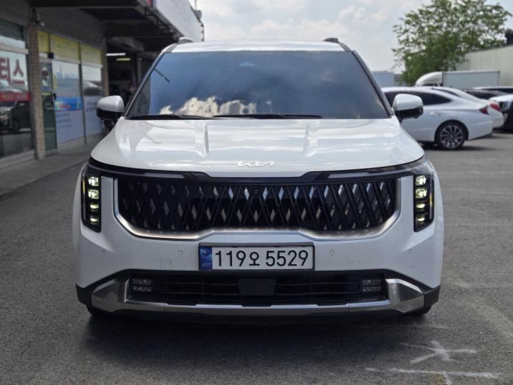 KIA Carnival 2024 — Zona Franca Iquique