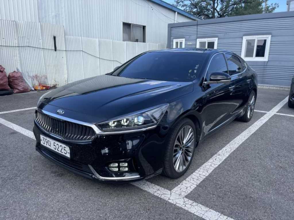 KIA K7