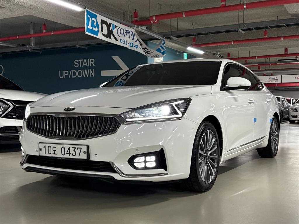 KIA K7