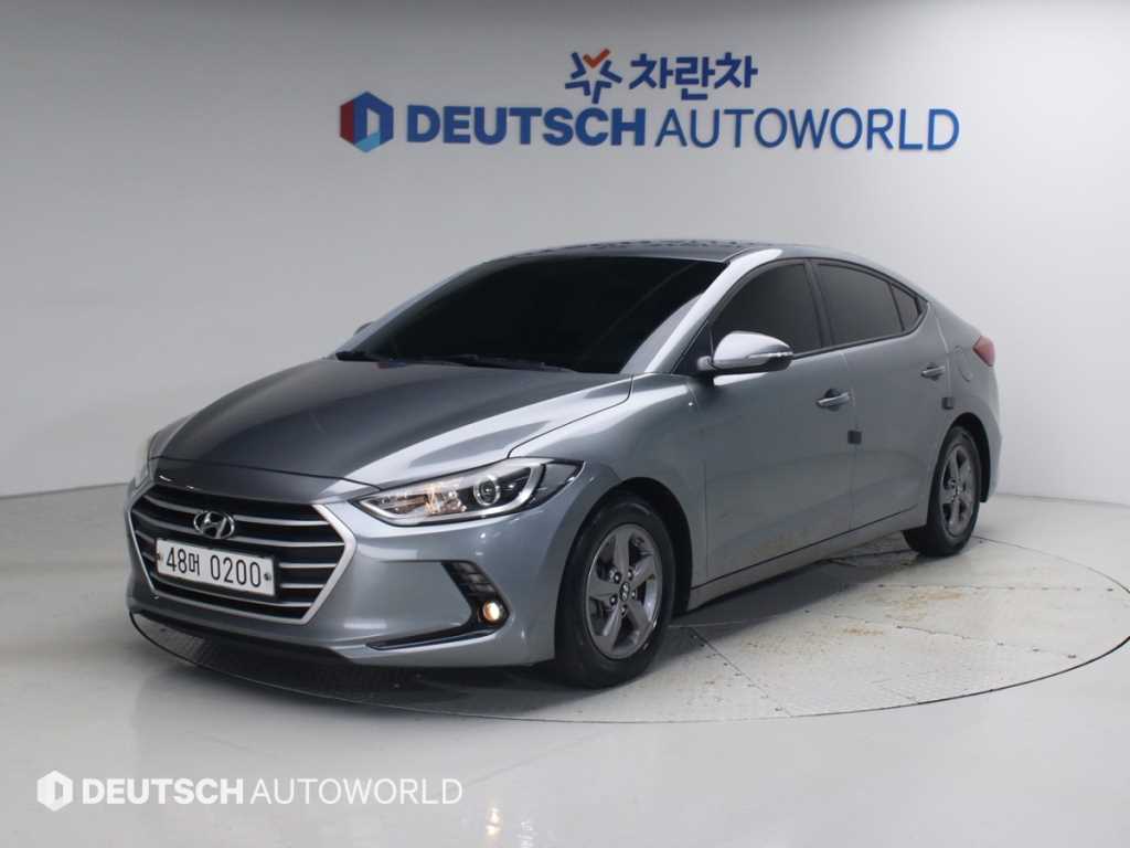 HYUNDAI Avante