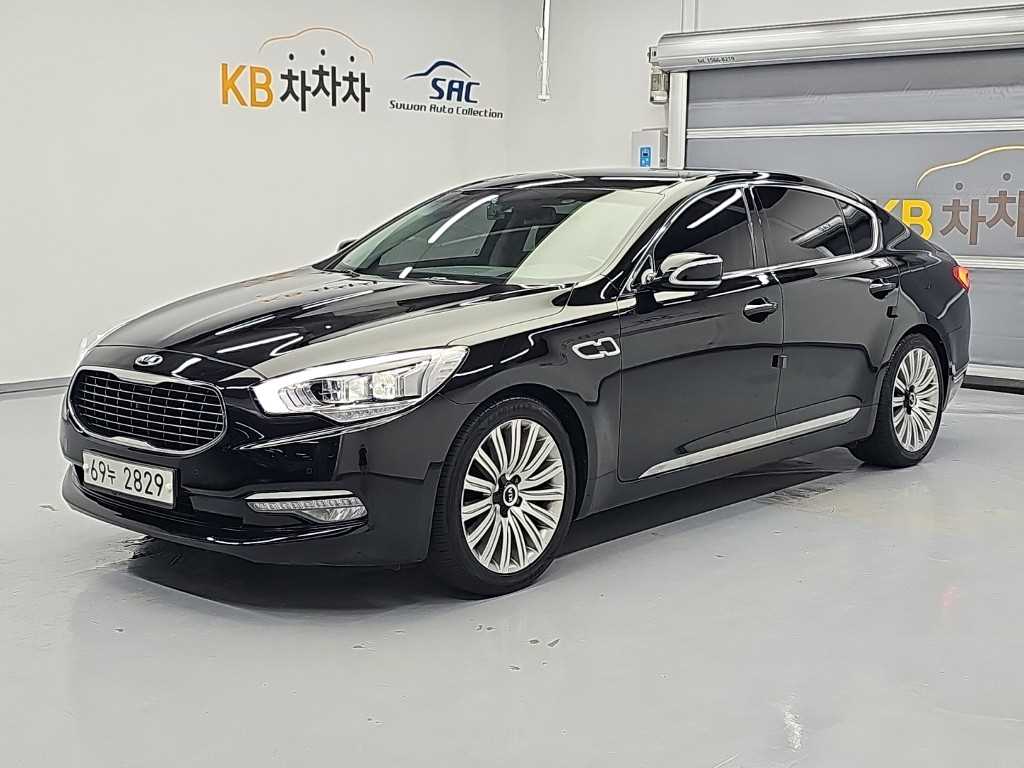 KIA K9