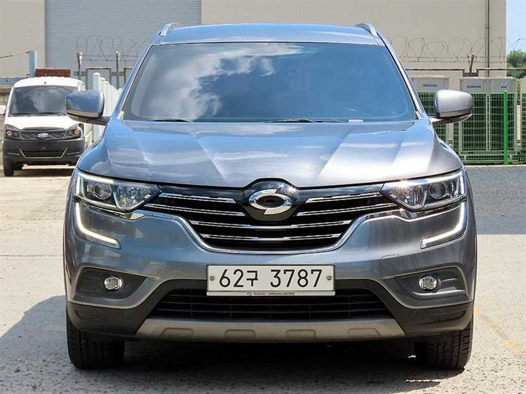 SAMSUNG QM6