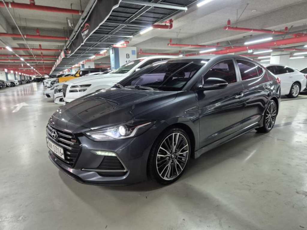 HYUNDAI Avante