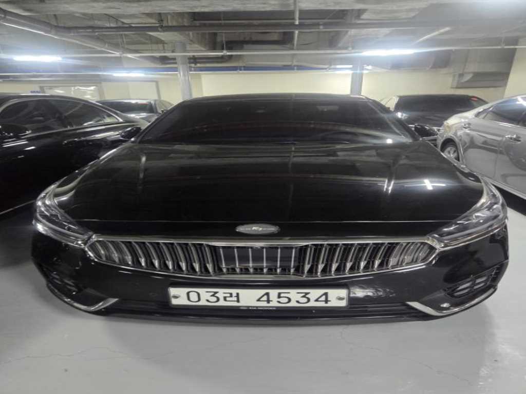 KIA K7 2018 — Zona Franca Iquique