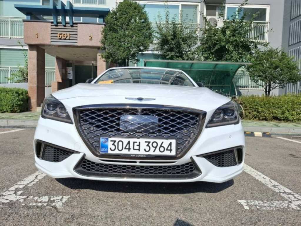 HYUNDAI Genesis 2014 — Zona Franca Iquique