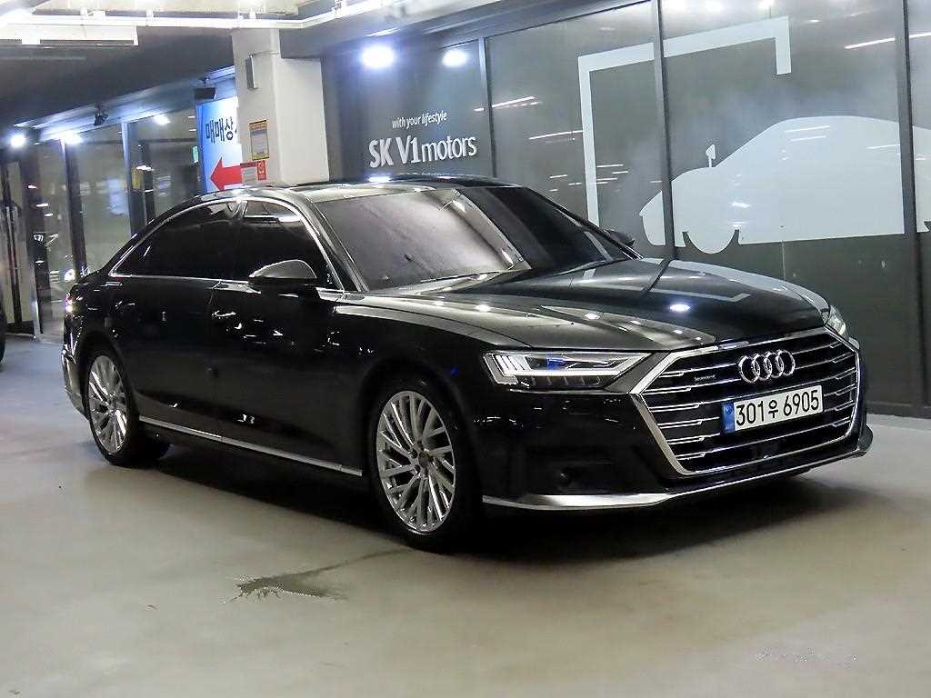 Audi A8