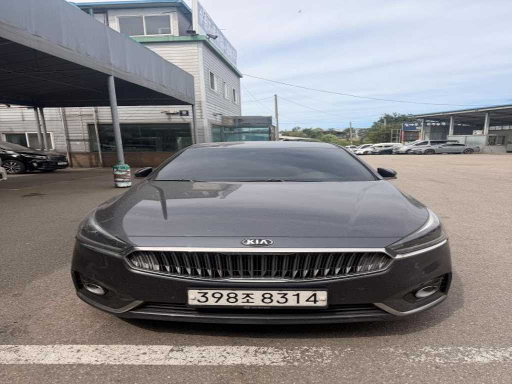 KIA K7