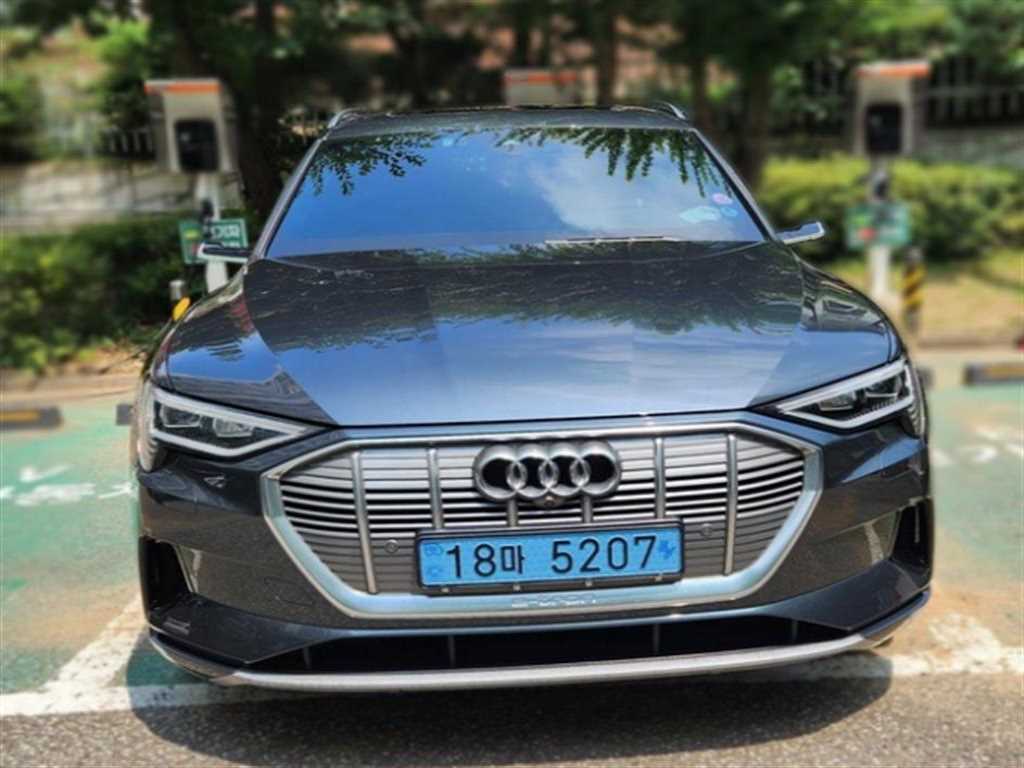Audi e-Tron