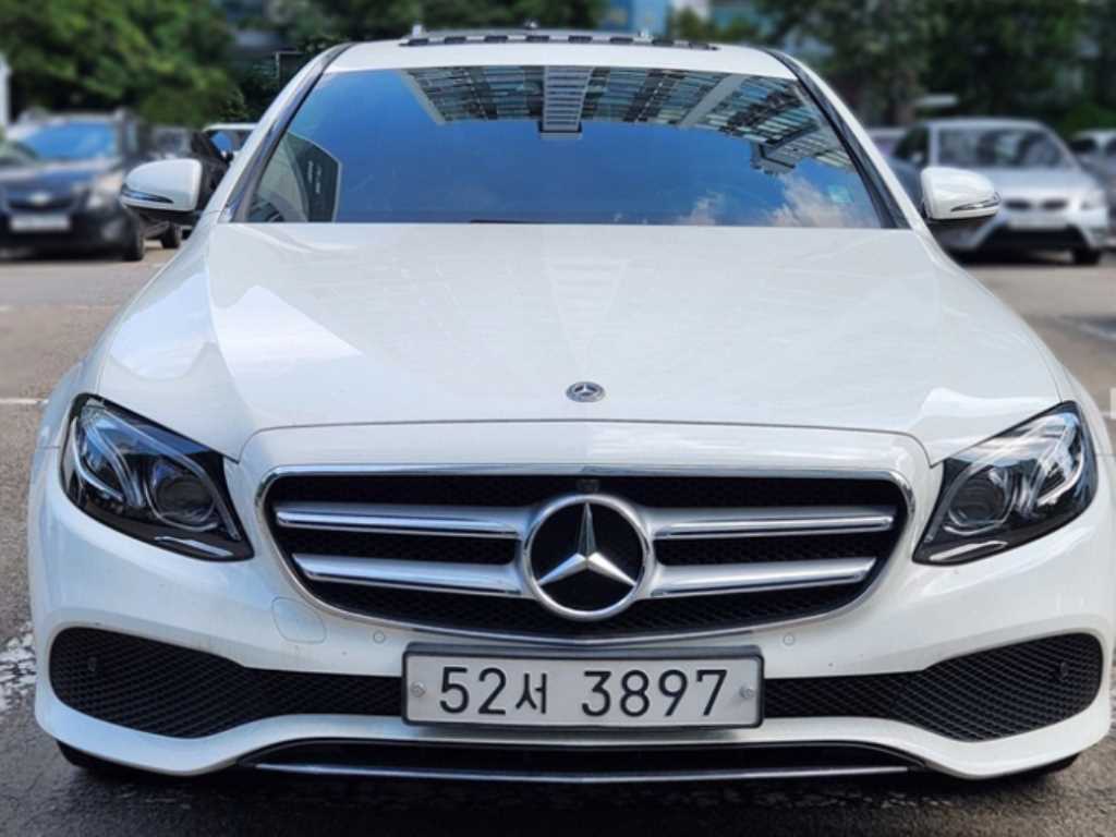 Mercedes Benz E class