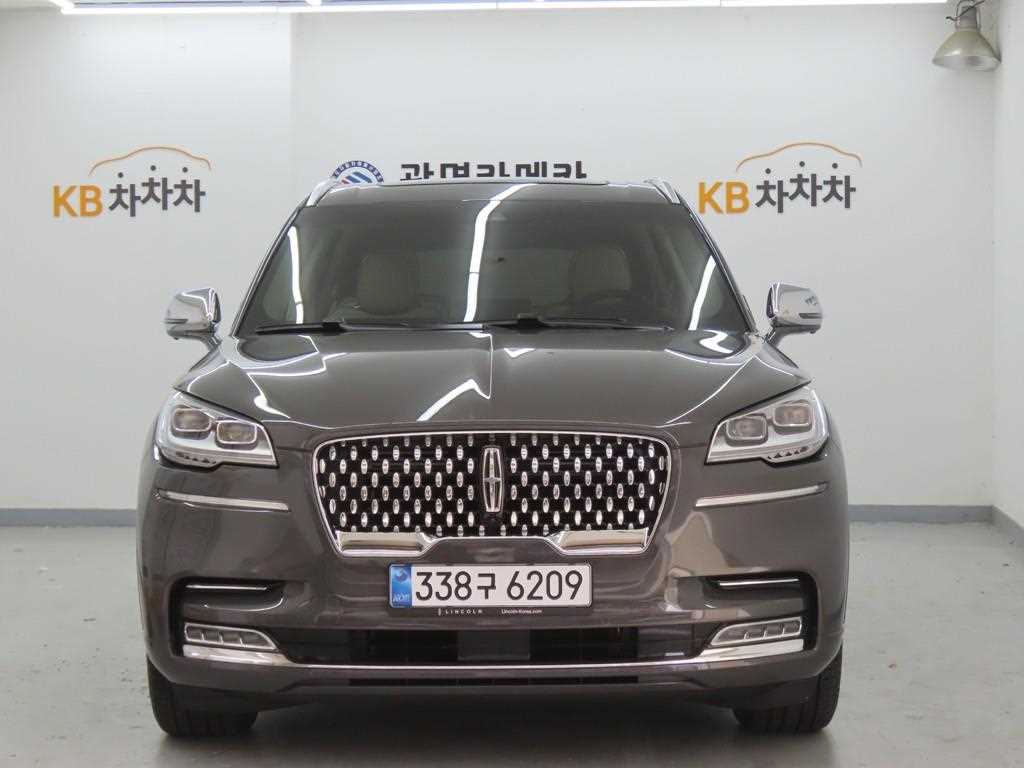 Lincoln Aviator
